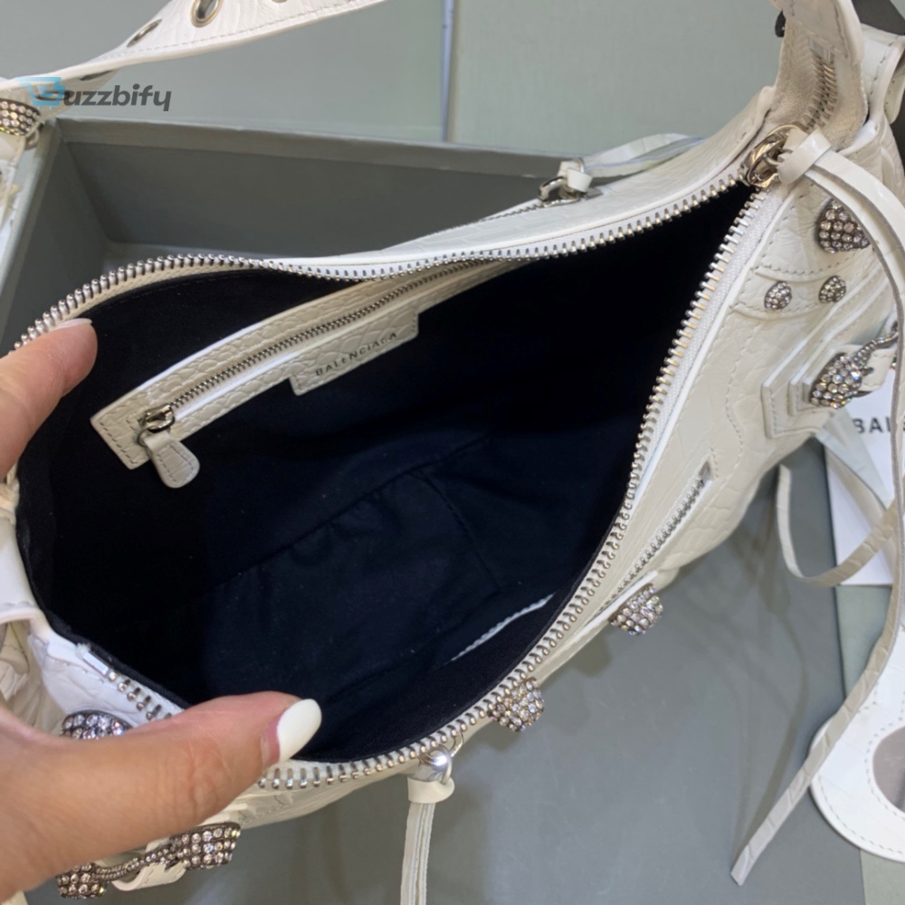 balenciaga-le-cagole-xs-shoulder-bag-in-white-for-women-womens-bags-13in33cm-700940210bk9104-buzzbify-1-1