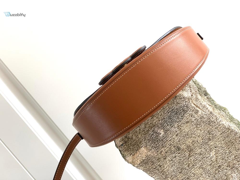 Celine Besace Cuir Triomphe Bag Brown For Women 9In23cm 111233Du3.04Lu