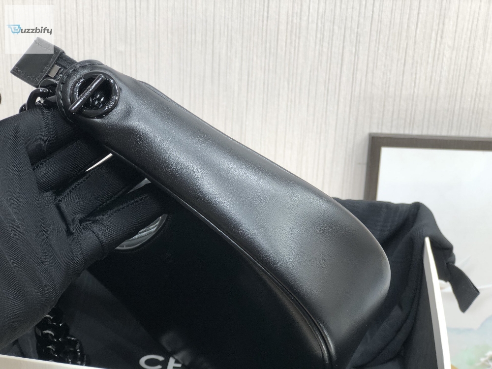 Celine Medium Ava Chain Black For Women 10In25cm