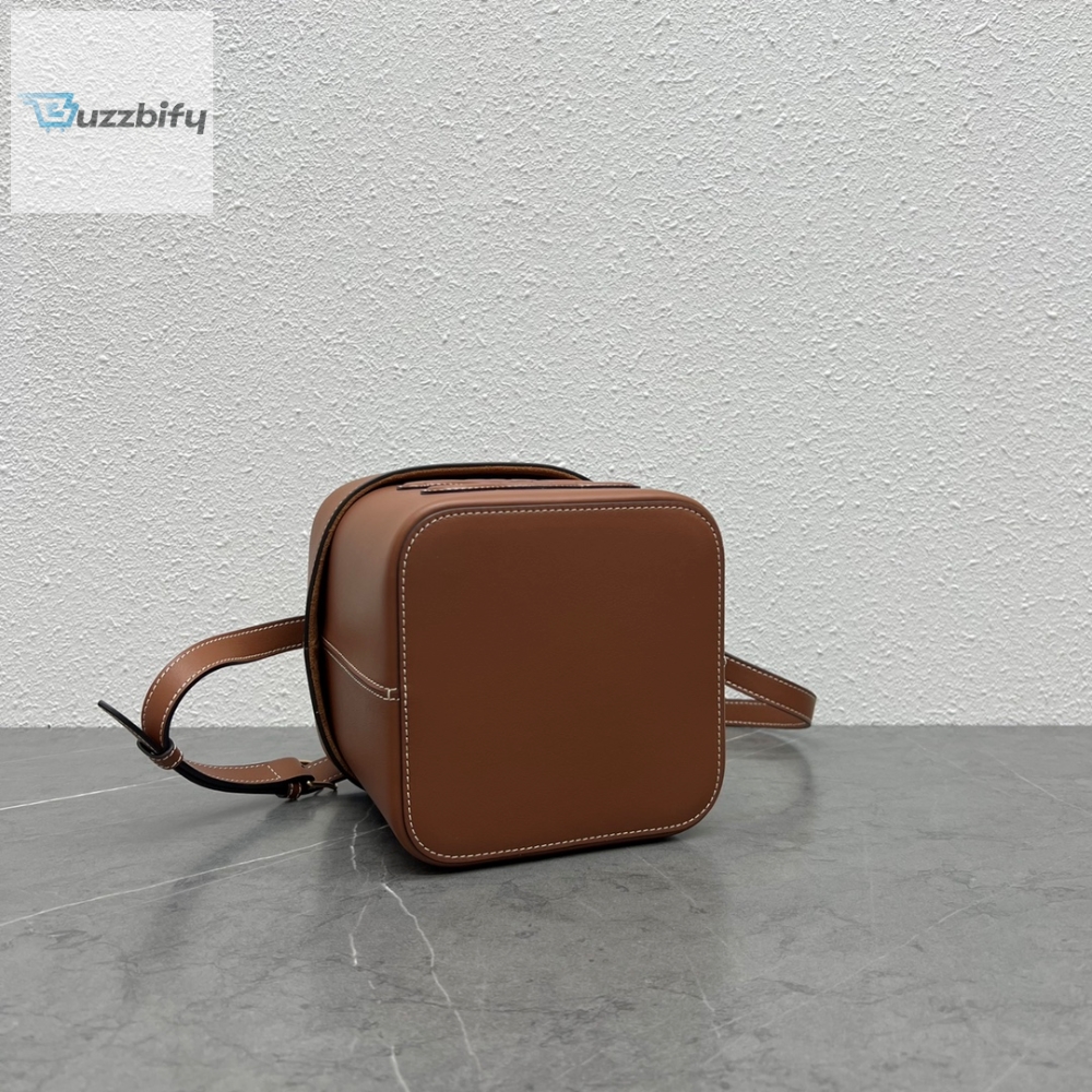 Celine Medium Box Cuir Triomphe Tan For Women 6In16cm 199253Du3.04Lu